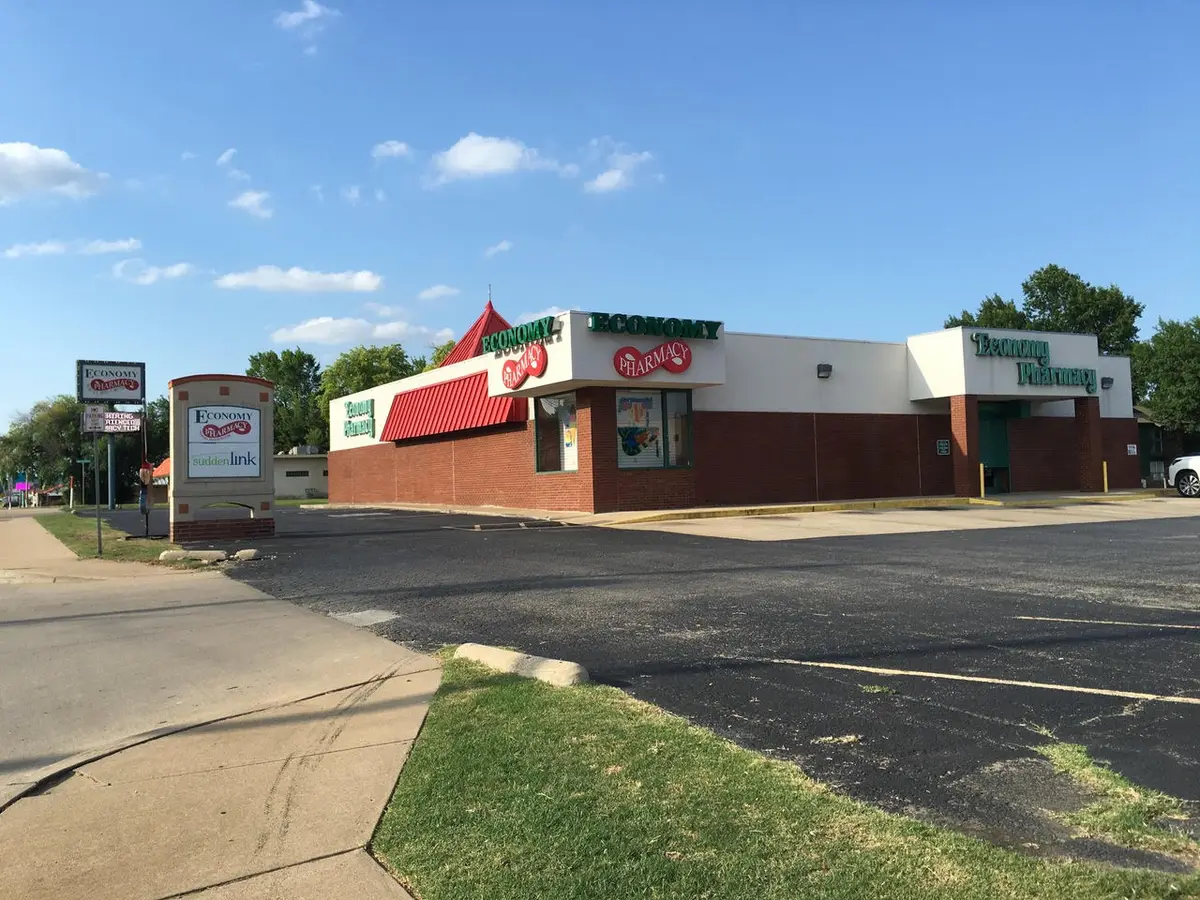 Economy Pharmacy Muskogee Eastside building on North York Street